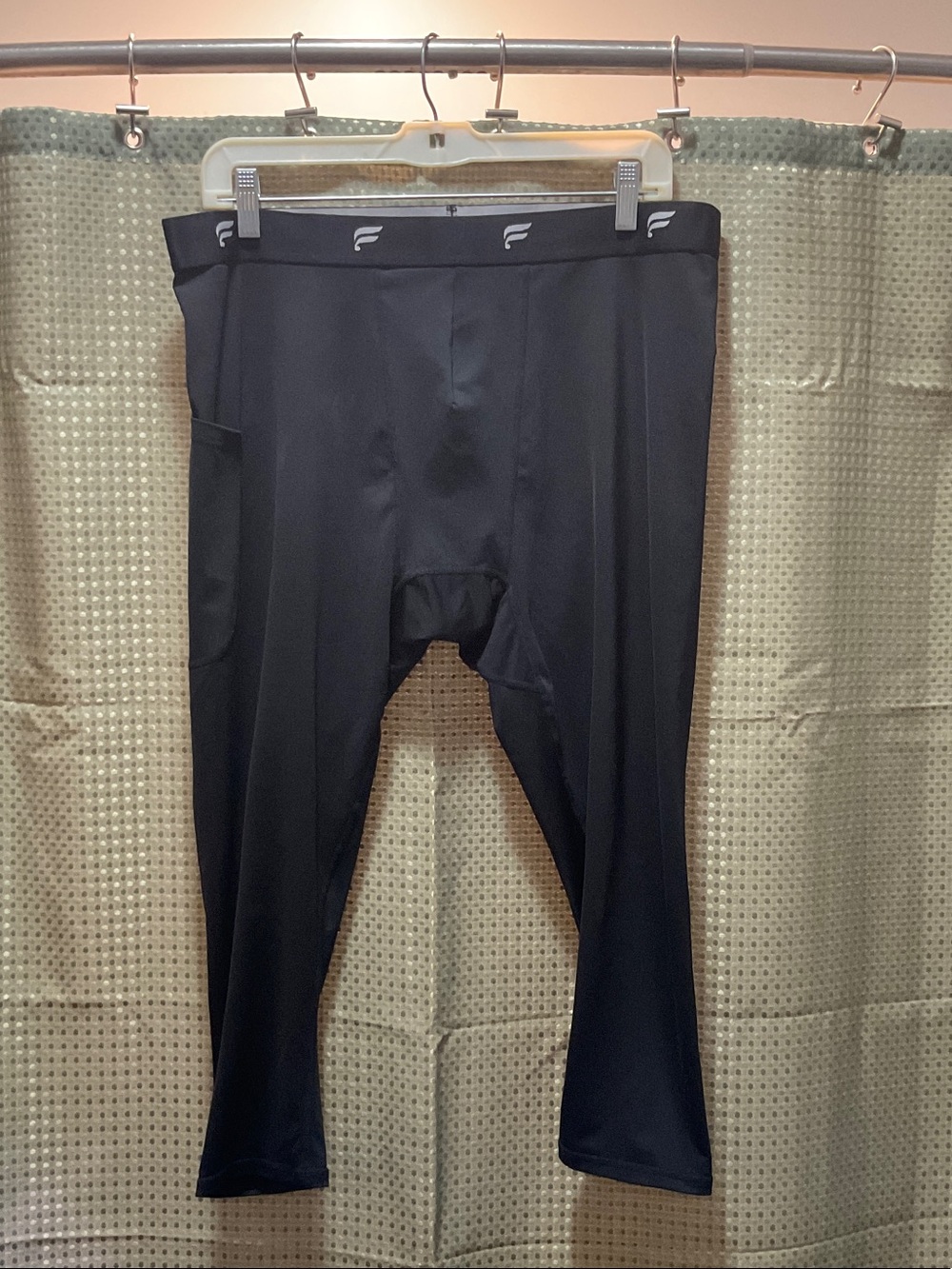 Fabletics Men’s base layer 3/4 tight